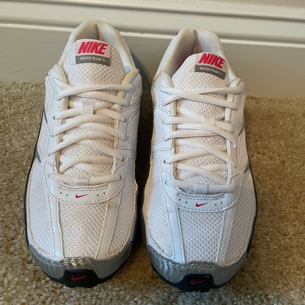 Nike White and Gray Reax Run 5 Sneakers
